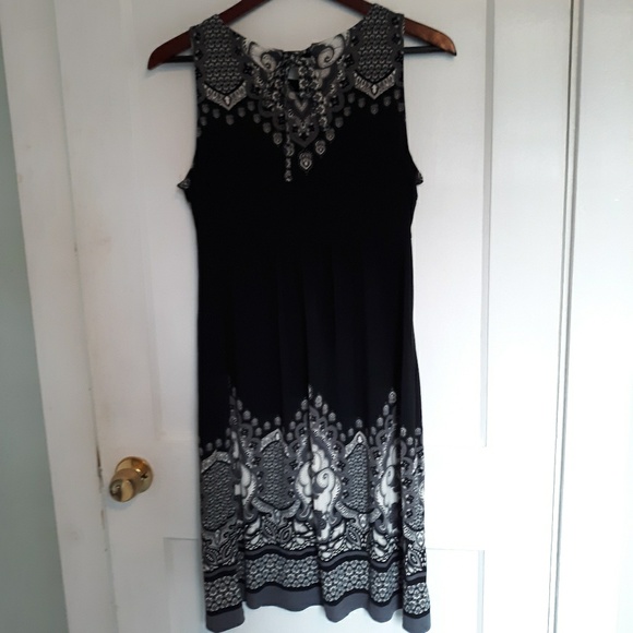 APT. 9 Dress 👗 - Picture 4 of 6